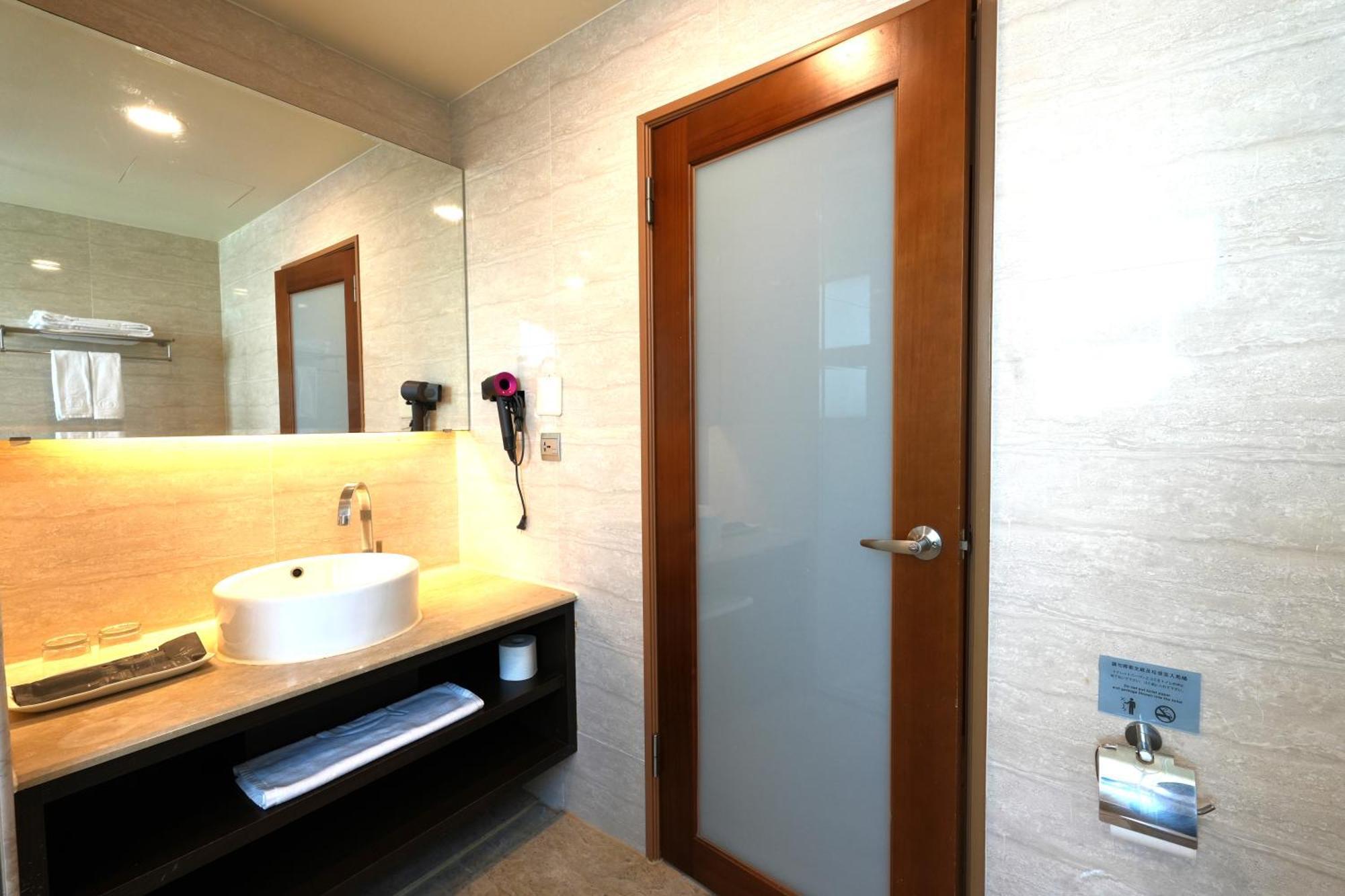 Hiyeshotel勤天商旅-花蓮館 Hualien Extérieur photo