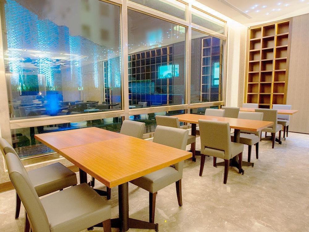Hiyeshotel勤天商旅-花蓮館 Hualien Extérieur photo