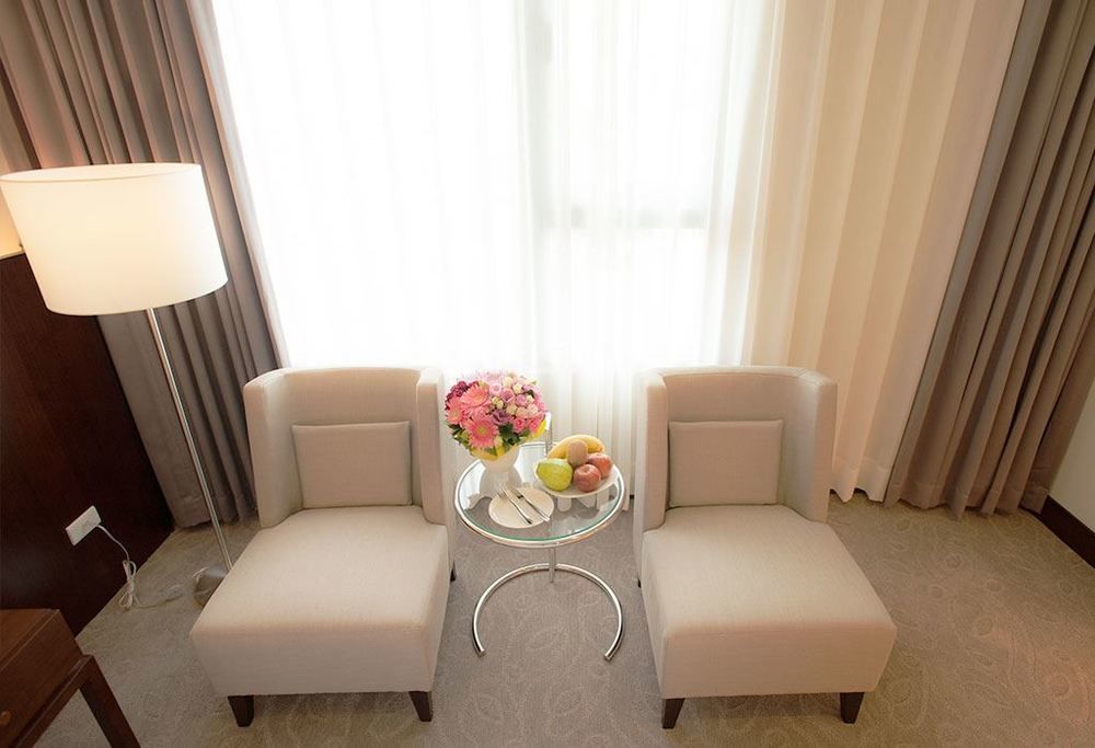 Hiyeshotel勤天商旅-花蓮館 Hualien Extérieur photo